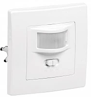 IEK Датчик движения ДД 030 белый 500Вт 160гр 9м IP20