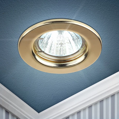 ЭРА ST1 GD Золото Светильник штампованный MR16,12V/220V, 50W